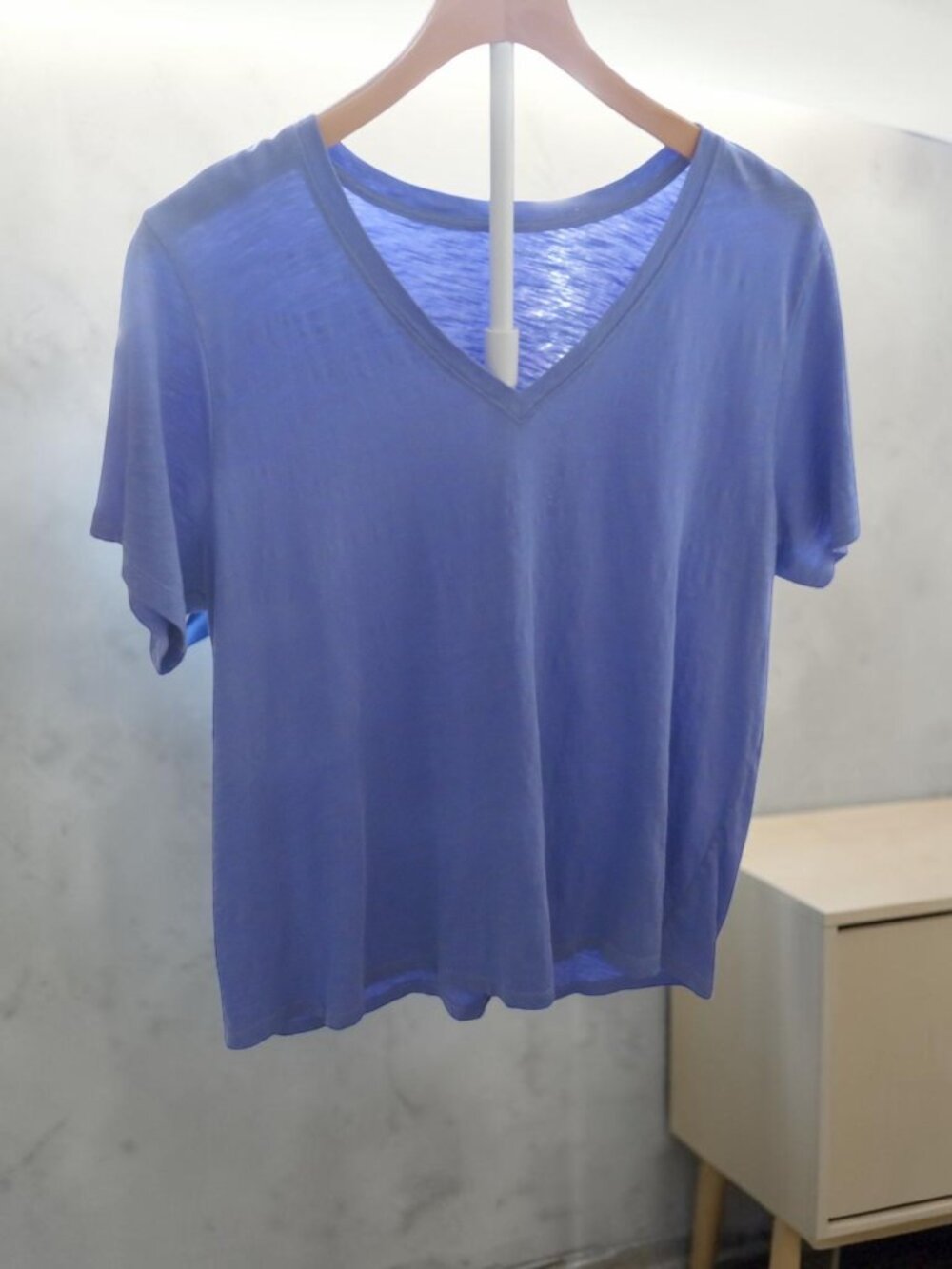 Eileen Fisher - Organic Cotton Slub V-Neck Tee, Large, Light Purple, EUC